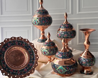 Ensemble d'art minakari fait main en cuivre émaillé, vase décoratif avec couvercle
