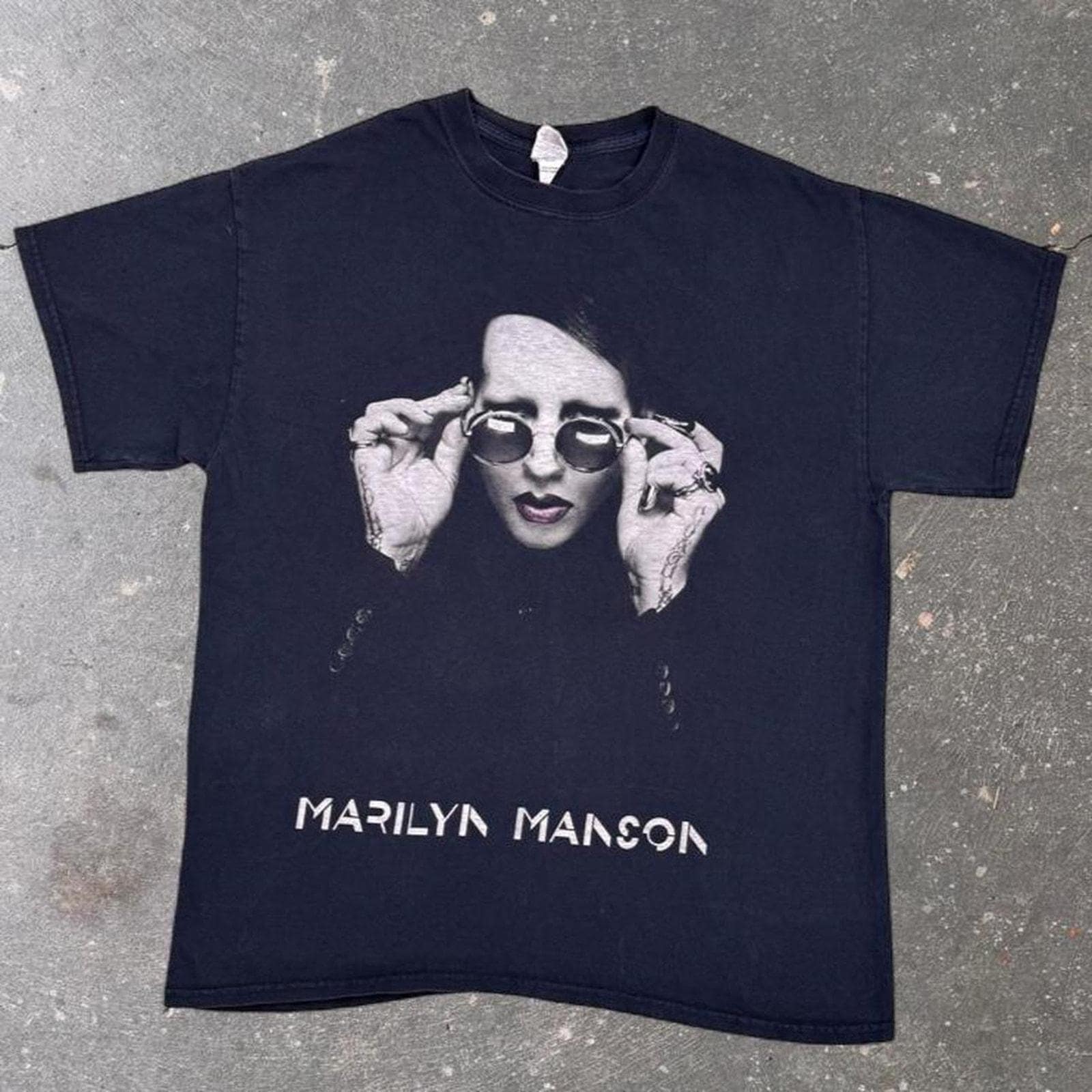 Charles manson vintage shirt - Etsy 日本