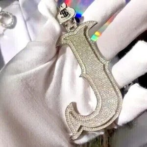 Colgante de moissanita de 3,50 quilates para hombre / Charm personalizable con "Letra personalizada" / Chapado en oro blanco de 14 quilates / Joyería de hip hop / Regalo de cumpleaños