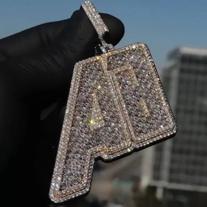 Colgante personalizable de moissanita de 4 quilates con "letra" para hombre / Collar hip hop personalizado / Plata bañada en oro blanco de 14 quilates / Idea de regalo