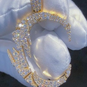 Pingente de moissanita genuína com lapidação redonda de 2,00 ct, letra inicial _C_, banhado a ouro amarelo 14k | Presente de aniversário