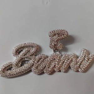 Colgante de moissanita auténtica de 2,30 quilates con forma de letra / Charm personalizado para hombre / Collar hip hop / Chapado en oro blanco de 14 quilates / Ideal para regalo de cumpleaños