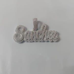 Colgante de moissanita auténtica de 3,00 cts / Colgante "NOMBRE" personalizable para hombre / Charm personalizado / Colgante de hip hop / Colgante de moissanita / Regalo de cumpleaños