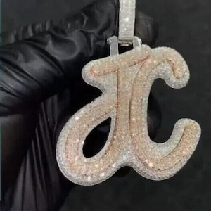Colgante de moissanita de 2,60 quilates para hombre / Charm personalizable con letra personalizada / Chapado en oro blanco de 14 quilates / Joyería de hip hop / Regalo de cumpleaños