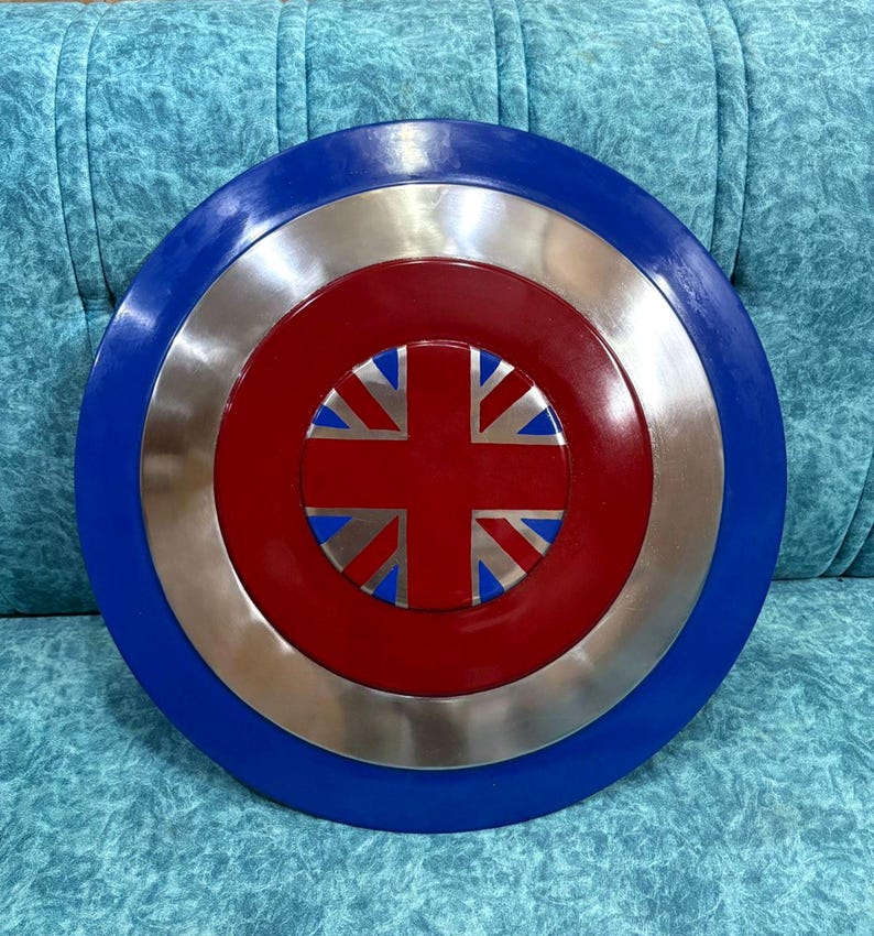 Handgefertigtes Captain Carter Schild Replikat: Cosplay Prop, Mit Ledergürteln Bild 1