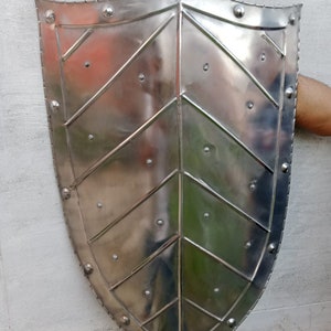 Mittelalterliches Schwert Design Schild - Larp Reenactment Cosplay Hitzeschild - Funktionales Ritter Schild Handgemacht