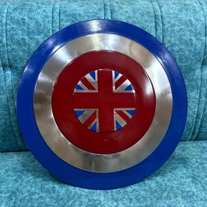 Handgefertigtes Captain Carter Schild Replikat: Cosplay Prop, Mit Ledergürteln Bild 2
