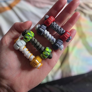 Paracord Hex Nut Knuckle Roller Skill Toy - Lets bring the craze back!