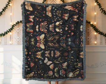 Woven Blanket for Moth Lovers Retro Cottagecore Witchy Home Decor Gift Botanical Vintage Gift Throw for Her Fairycore Frog Lover Gift Dark