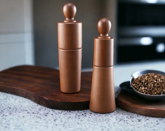 Couple Salt & Pepper Grinder ~ Matching wooden shaker ~ Pepper Shaker ~ Salt Mill ~ Housewarming Kitchen Decor ~ Wedding Gift