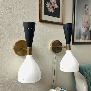 Mid Century Brass Diabolo Wall Sconce Pair: Italian Modern Light Fixture