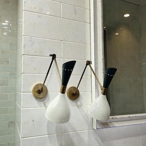 Mid Century Messing Wandleuchter Paar: Italienische Stilnovo Verstellbare Beleuchtung