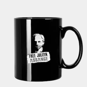 Free Assange Coffee Mug