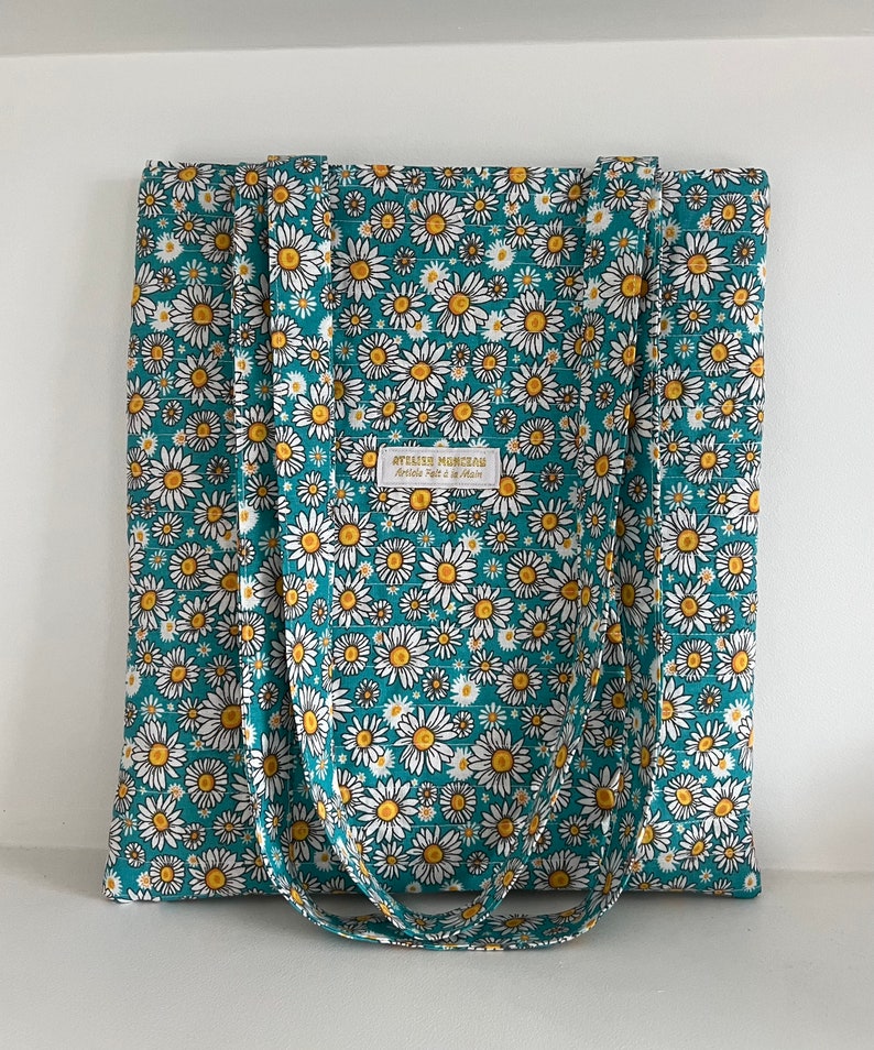 Premium Tote Bag Daisies image 2