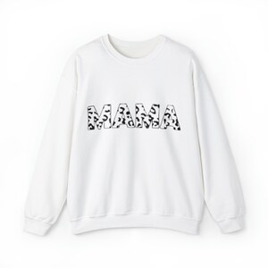 MAMA -Unisex Heavy Blend™ Crewneck Sweatshirt