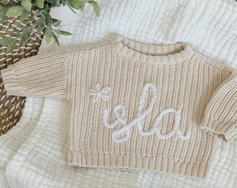 Pull avec prénom personnalisé brodé à la main pour bébé, Pull avec prénom de bébé personnalisé, Adorable pull en tricot avec broderie, Joli tricot personnalisé pour bébé