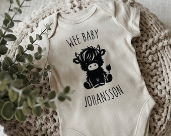 Highland Cow Baby Onesie, Personalized Baby Gift, Wee Baby Highland Cow Design Bodysuit, Newborn Baby Outfit, Short Sleeve Bodysuit/Onesie