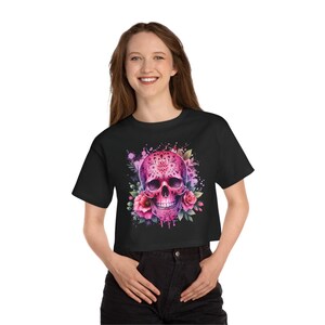 レディース クロップド スカル Tシャツ | デッドリー スウィート グラフィック Tシャツ | カジュアル、トレンディ、ゴシック、普段着、彼女へのギフト