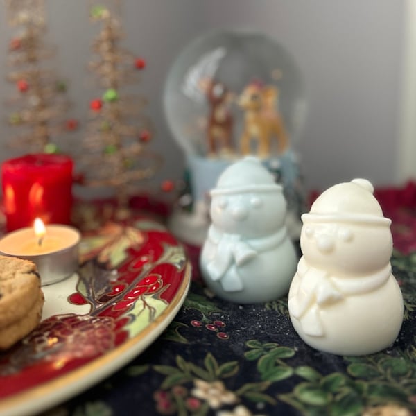 SNOWMAN Candle| Christmas Candle | CUSTOM Color & Scent | Aesthetic Candle | festival |  100% Coconut wax | Handmade Candle | Christmas Gift