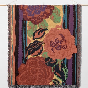 Vintage Floral Pattern Blanket, Retro Floral Woven Blanket, Hippie Floral Print Throw Blanket, Abstract Floral Decor, Gifts For Gardeners