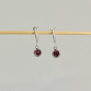 Orecchini Pendenti Con Granato Rosso & Oro 18k - Foto 2