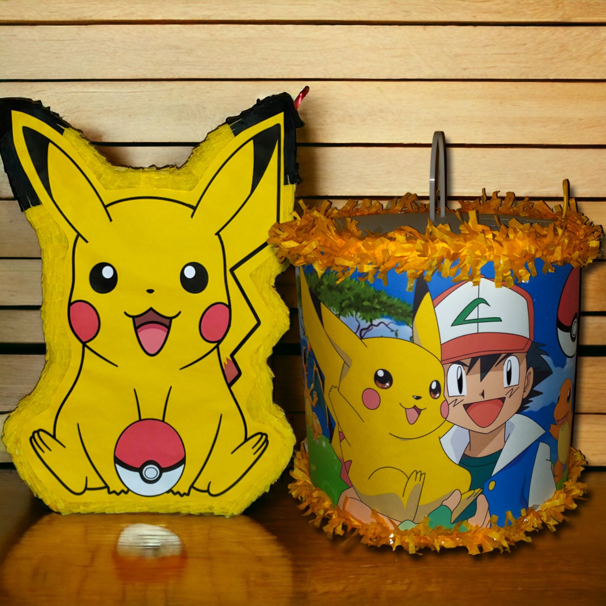 Pokemon Pikachu & Poké Balll Pull String Pinata, Pokemon