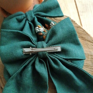 Floral hair bow, green linen ribbon flower embroidery, hand embroidered hair bow, embroidered hair clip image 6