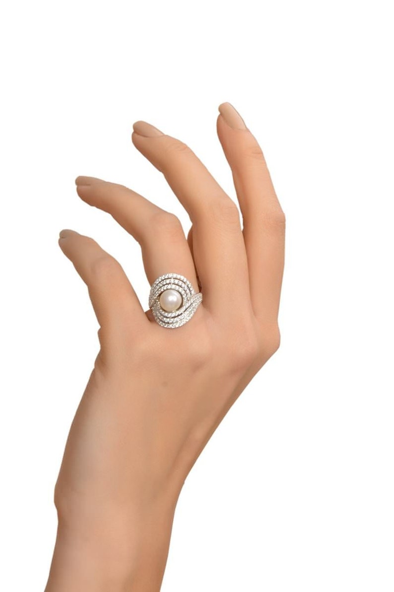 Schmuckset mit Kristallen: 4-teiliges Süsswasserperlen-Set in 925er Silber Perlenkette Perlenarmband Perlenohrringe & Perlenring Bild 5