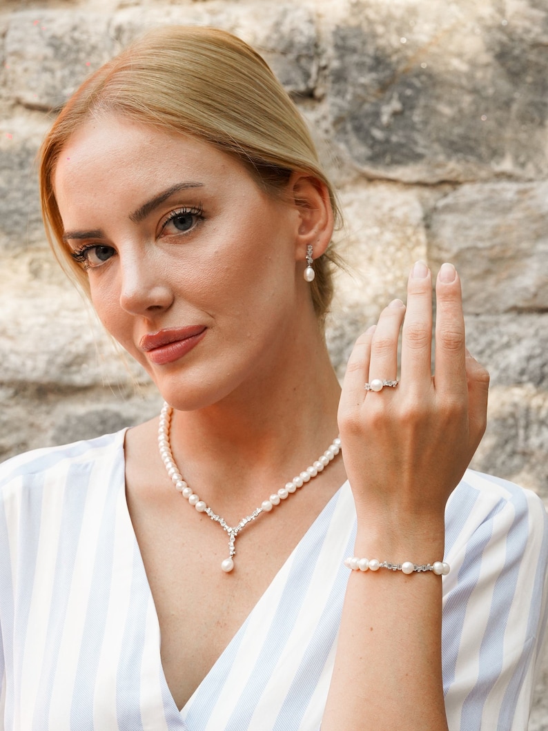 Pearl magic: 4-piece set with pearl necklace, pearl bracelet, pearl earrings and pearl ring, freshwater pearls and rhodium-plated 925 silver image 2