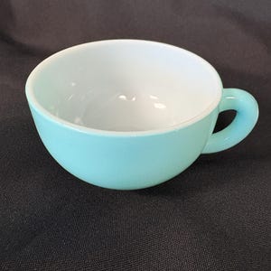 Hazel Atlas Teal Crinoline Pattern Cups, Saucers image 4