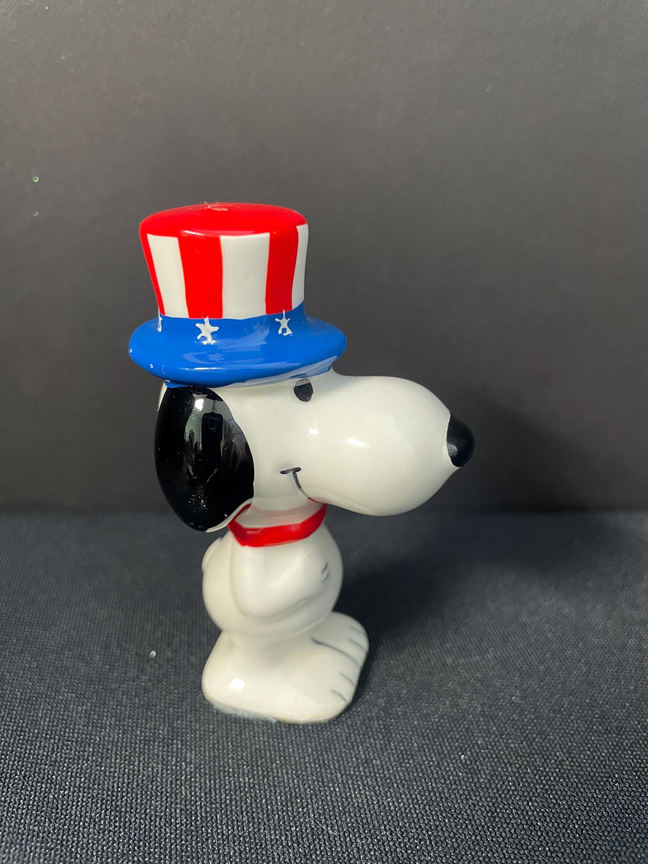 Vintage Retro Peanuts Snoopy USA America Patriotic Red White Blue