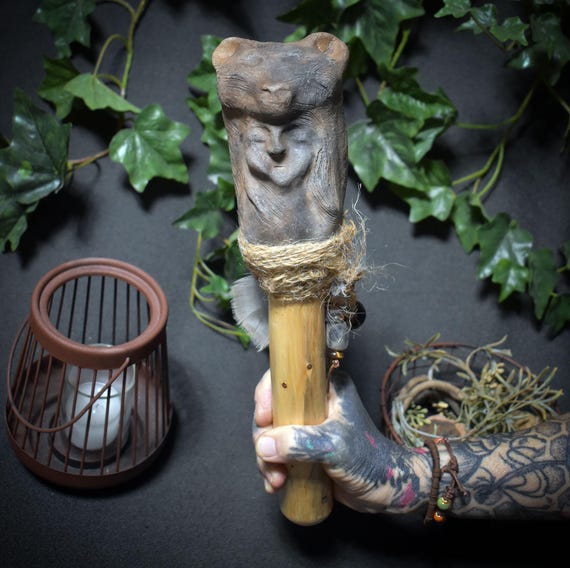 Ritual Staff of the Bear Shaman – Shamanic Rattle made of Clay and Root Wood – Spiritual Cleansing – Item No.: RST022