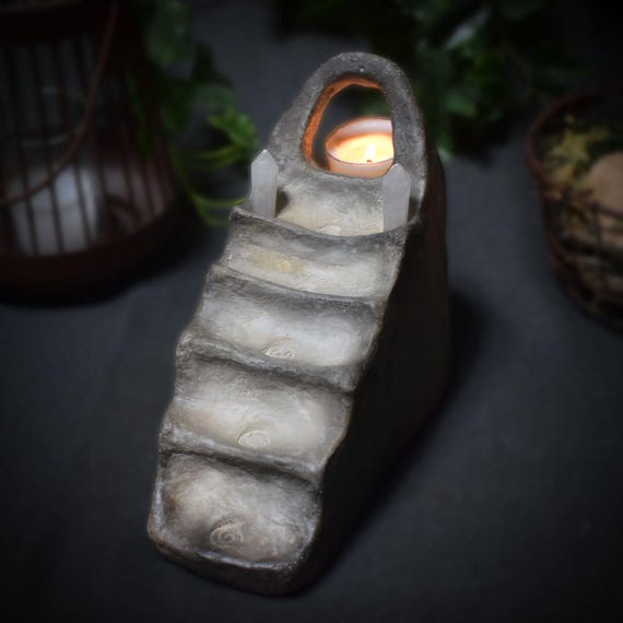 Portal to the Light - Handcrafted smoke-burning tealight holder with rock crystals - Item No.: TKH004