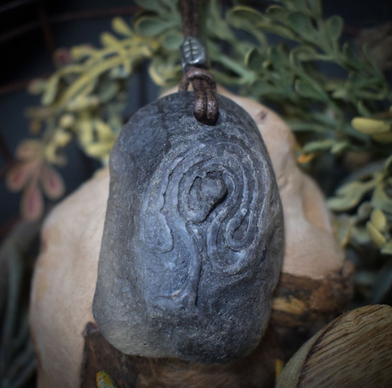 Unique smoke burn amulet talisman - Tree of Gaia - Handcrafted lucky charm made of clay with leather or cotton strap