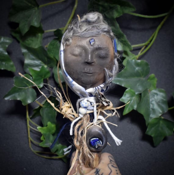 Guardian of New Beginnings – Spirit Doll made of traditionally fired clay, birch bark, wool & sage - Item No.: SDO013