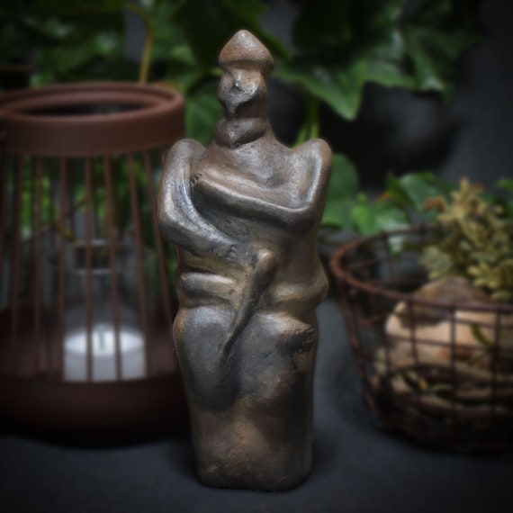 Warrior of Hirschlanden - handmade clay and smoke-fired colored sculpture - celebration of Celtic art and mythology