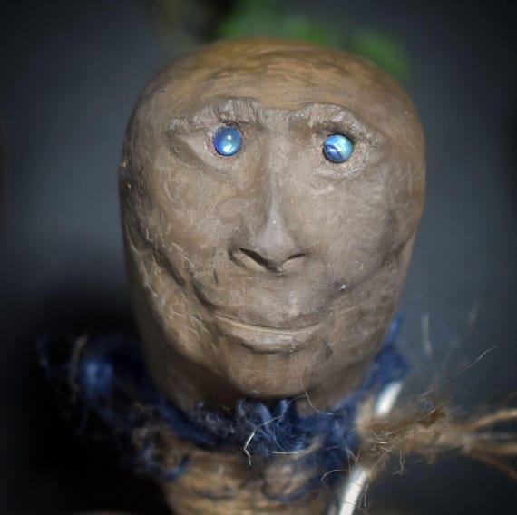 The Seer – archaic ritual staff/shamanic rattle with a sound body made of smoke-fired clay - Art.No.: SRA051