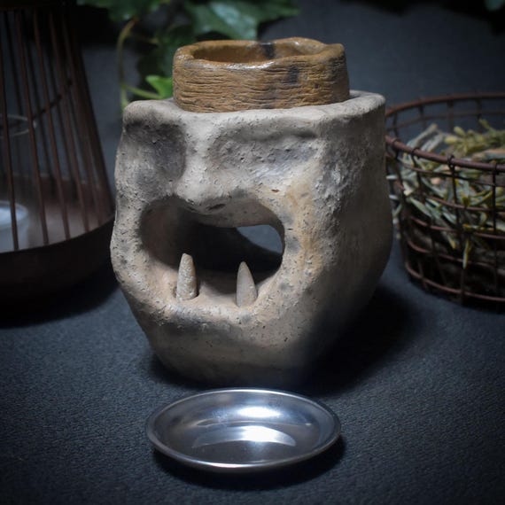 4-in-1 Incense Burner – Powerful, Mythological, Timeless - Incense Burner/Fragrance Lamp/Incense Bowl/Tealight Holder - Item No. RÄG031