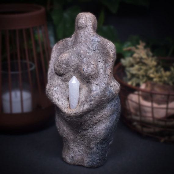 Unique handmade Wicca decoration – goddess statue made of traditionally fired clay and healing stone rock crystal tip