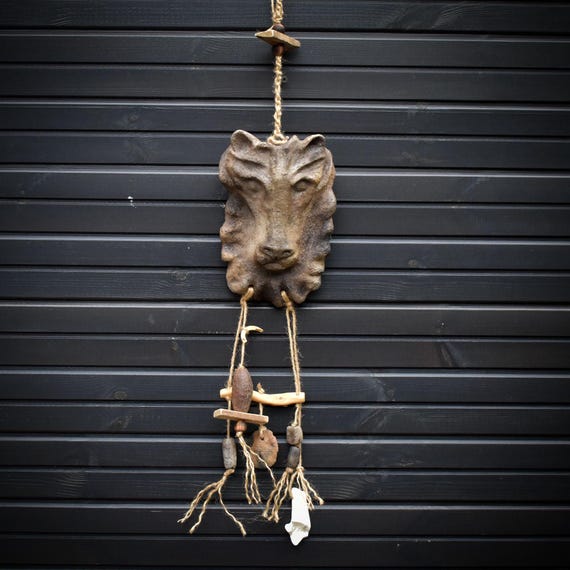 Majestic wall decoration - Power animal lion - Spiritual wall decoration made of clay - Item no.: HEX026