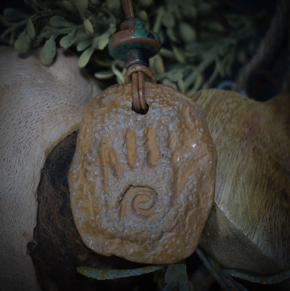 Hopi Hand Design - Unique lucky charm amulet made of smoke-fired clay - available with leather or cotton cord