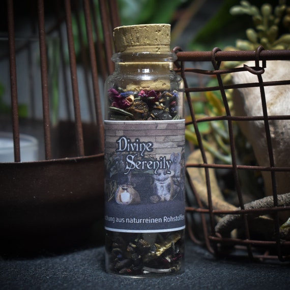Divine Serenity – High-quality incense blend for tranquility and inner clarity – 30ml glass bottle with cork