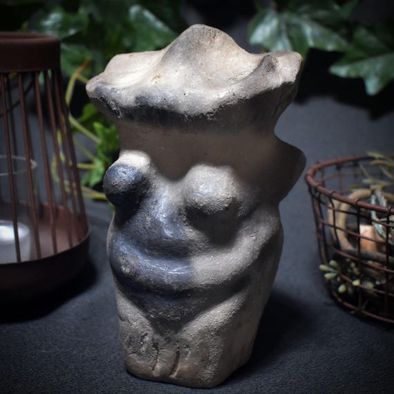Sculpture Mushroom Woman – Guardian of the Forest – Born in Fire – Traditional Smoke-Fired Art – Item No.: SKU102