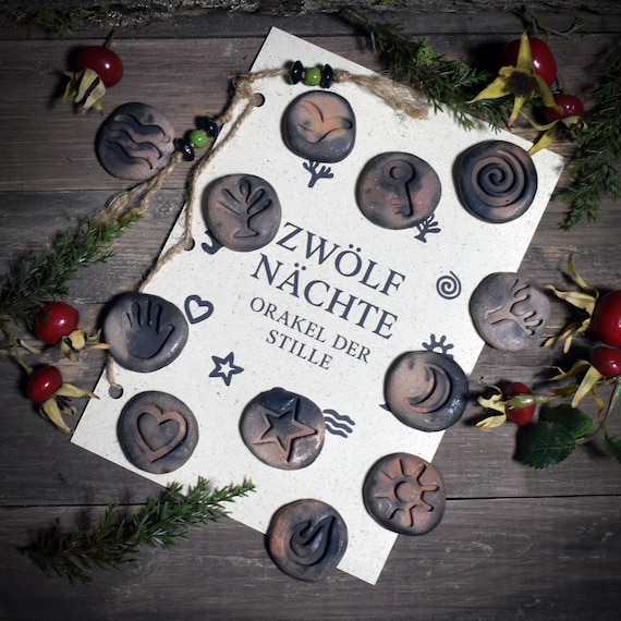 Twelve Days of Christmas Ritual Set – Meditation Aid for the 12 Holy Nights | Guidebook in German, English or French - Item No.: JUL001