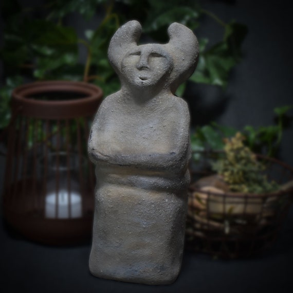 Handmade Cernunnos statue made of clay - smoke-fired - Horned God sculpture - Celtic myths