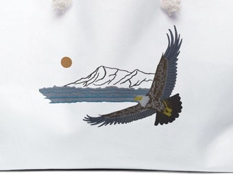 Stunning Eagle Wildlife Embroidery Design - Ideal for Clothing and Bags - Size 11''x8''