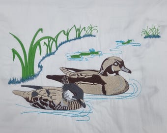 Charming Goose Embroidery Design - Instant Download - 11'' x 7''