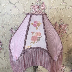 lampshade/pink lampshade/table lampshade/printed lampshade/floor lampshade/velvet lampshade/vintage lampshade/pendant lampshade/shade