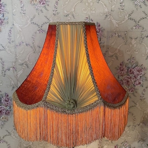 lampshade/red lampshade/victorian lampshade/fabric lampshade/table lampshade/floor lampshade/ceiling lampshade/shade/velvet lampshade
