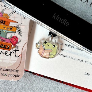 Kindle Charm Bookish Phone Charm Frog Kindle Accessories Bookish Merch Phone Accessories Kindle Decor E-Reader Acrylic Dust Plug USB-C Plug